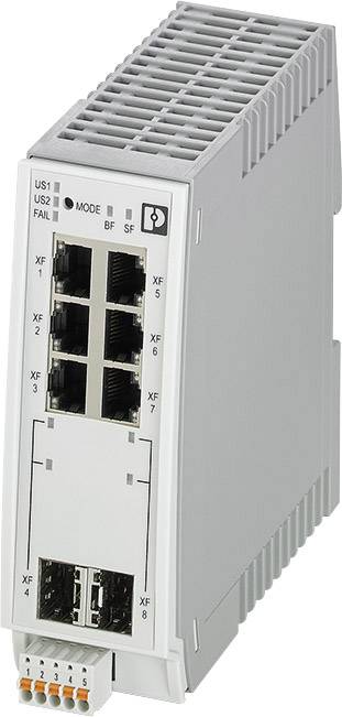 Ein technisches Gerät, vermutlich ein Netzwerkmodul mit mehreren Ethernet-Anschlüssen, verwendet zur Datenverbindung in einem Schaltschrank.