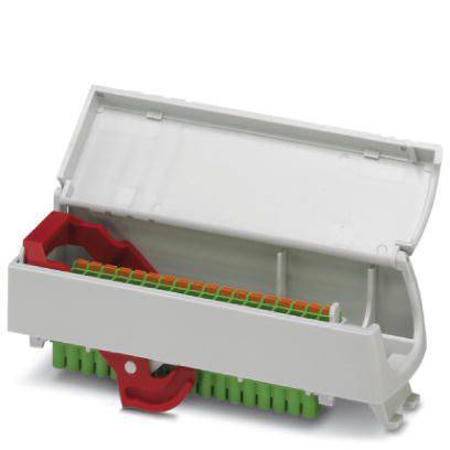Ein Kunststoffgehäuse mit geöffneter Klappe zeigt mehrere grüne elektrische Steckverbinder und eine rote Klemme im Inneren.