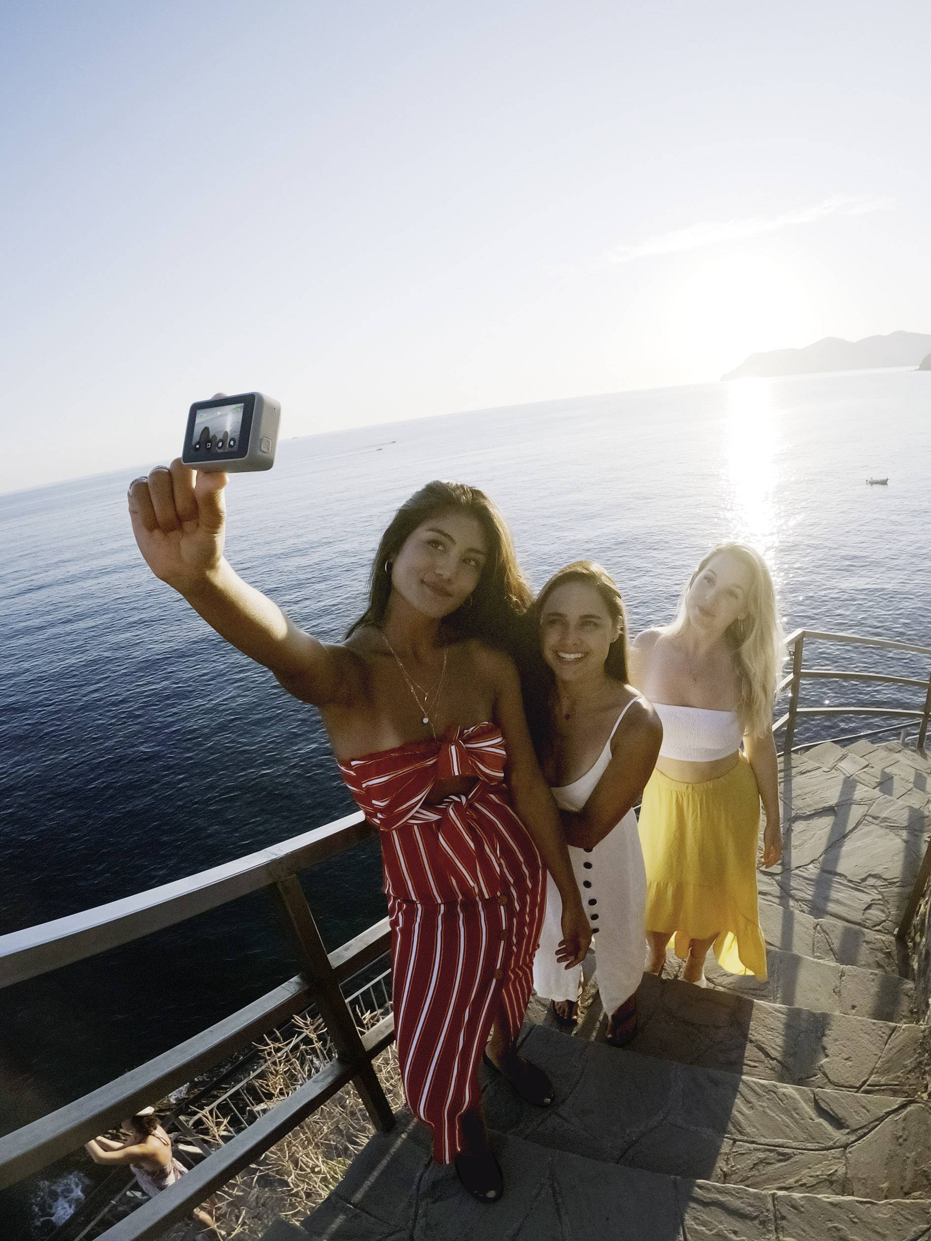 GoPro HERO 7 Black inkl. Travel Kit Action Cam Full-HD, Wasserfest, Touch-Screen, 4K