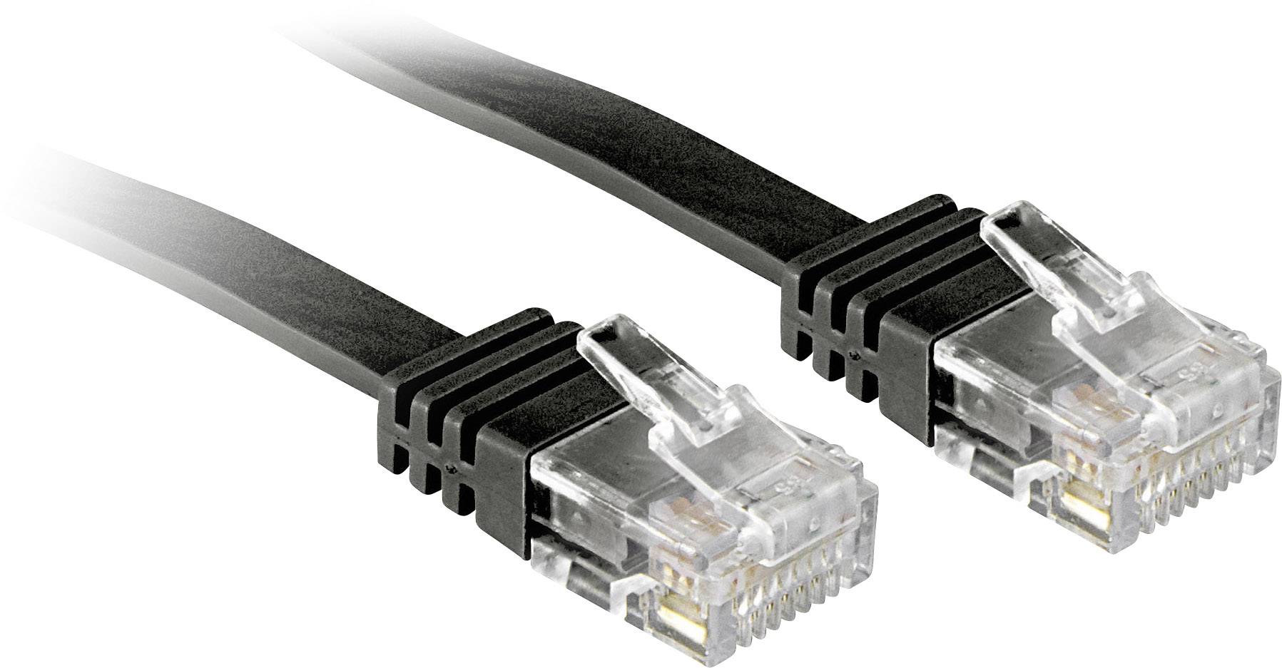 Zwei schwarze Ethernet-Kabel mit transparenten RJ45-Steckern liegen nebeneinander und zeigen die Anschlussenden.