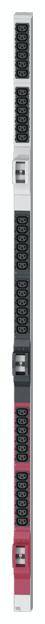 Ein schmaler vertikaler Server-Rack mit mehreren Einschüben und Steckern vor einem weißen Hintergrund.