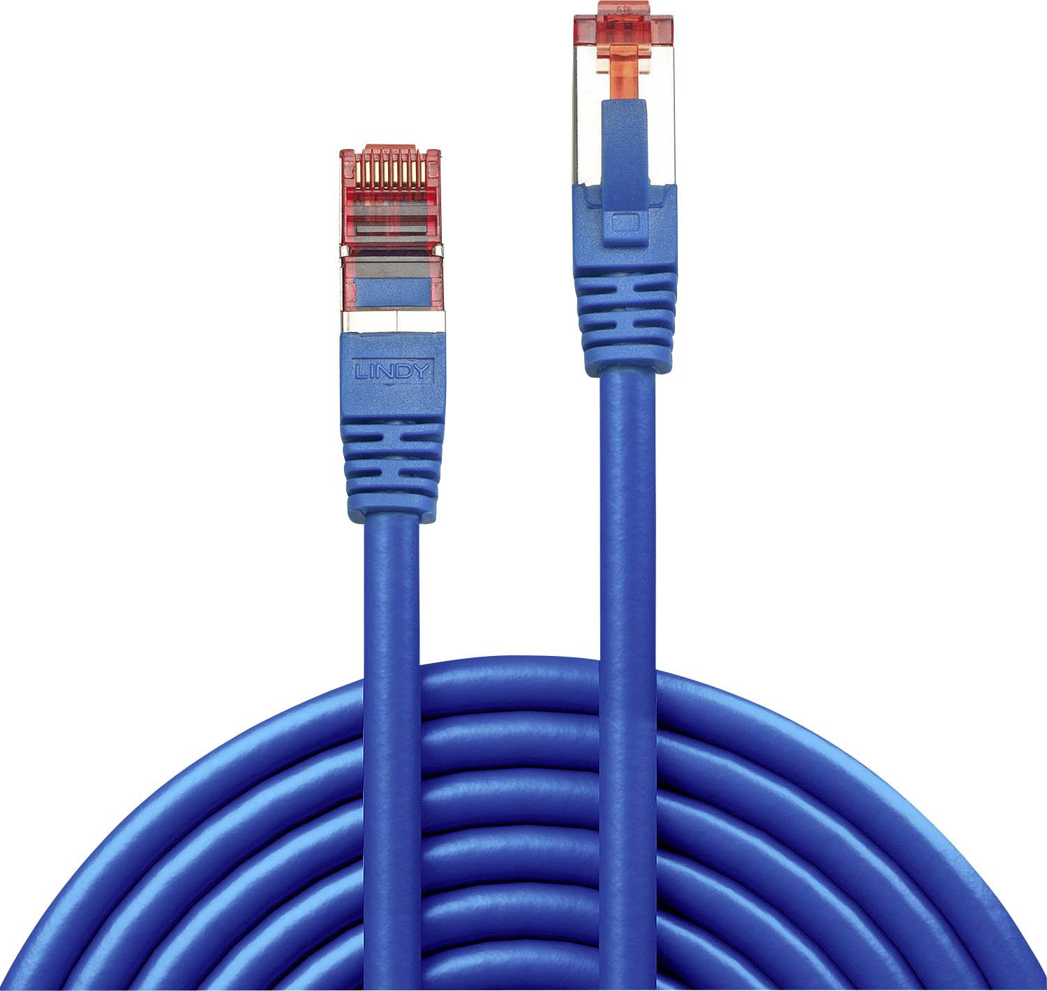 Ein blaues Ethernet-Kabel mit zwei Steckern; einer ist transparent-rot, der andere transparent-orange.