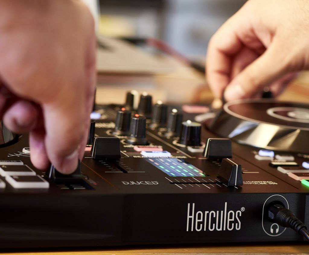 Hercules DJControl Inpulse 300 DJ Controller