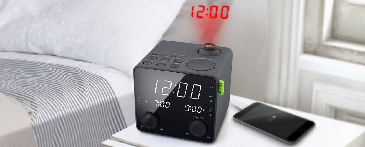 Muse M189P Radiowecker UKW AUX, USB Akku-Ladefunktion Schwarz