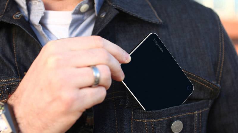 Toshiba XS700 Externe SSD-Festplatte 6.35cm (2.5 Zoll) 240GB Schwarz USB-C™