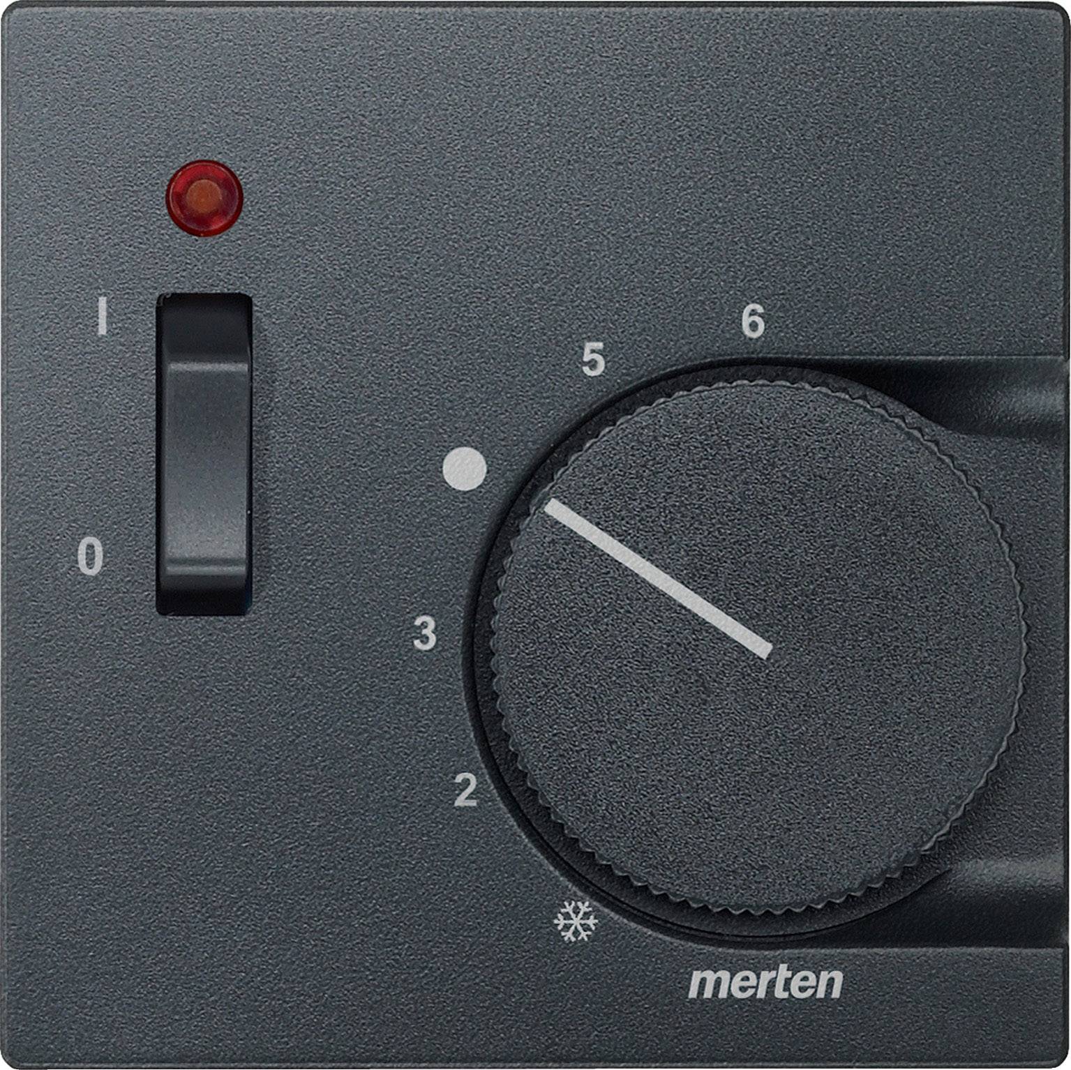 Ein schwarzer Drehschalter für Temperaturregelung, mit Skala von 0 bis 6 und einem Hebel. Markenname unten rechts sichtbar.