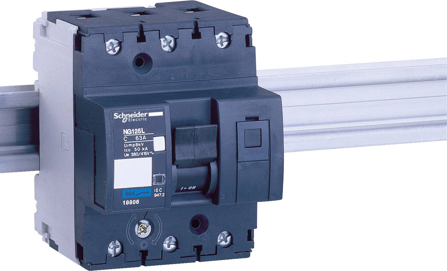 Ein Leistungsschalter der Marke Schneider Electric, Modell NG125L, mit einer Nennstromstärke von 63 A, montiert auf einer Schiene.