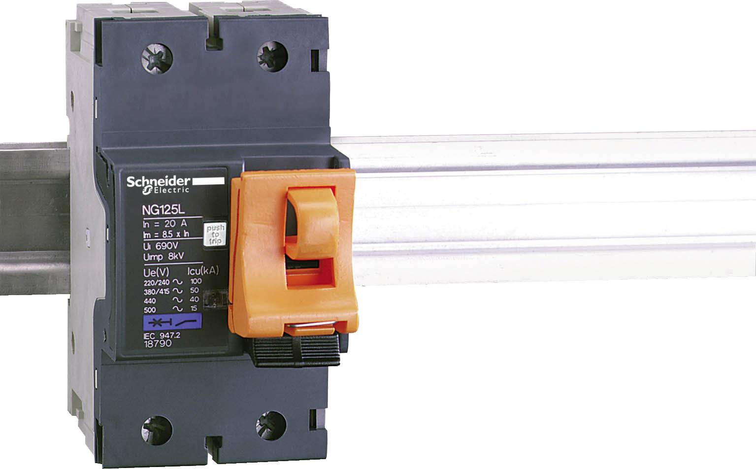 Leistungsschalter von Schneider Electric mit orangener Hebel. Modell NG125L. Wird auf Tragschiene montiert, Spannung bis 690V.