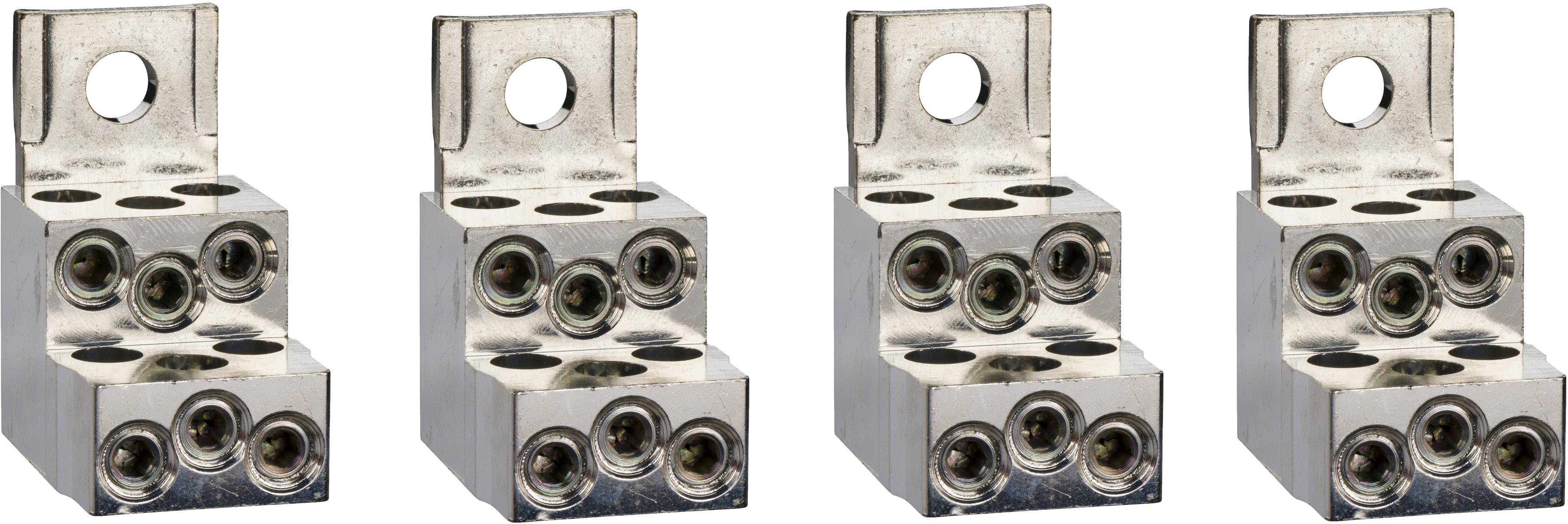 Vier silberne elektrische Klemmen, jede mit mehreren Anschlüssen und einer Öffnung zur Befestigung, nebeneinander angeordnet.