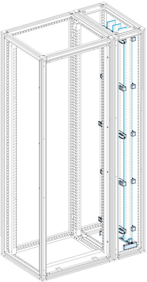 Ein offener Server-Rack-Rahmen mit mehreren vertikalen Schienen, die für die Montage von IT-Geräten ausgelegt sind.