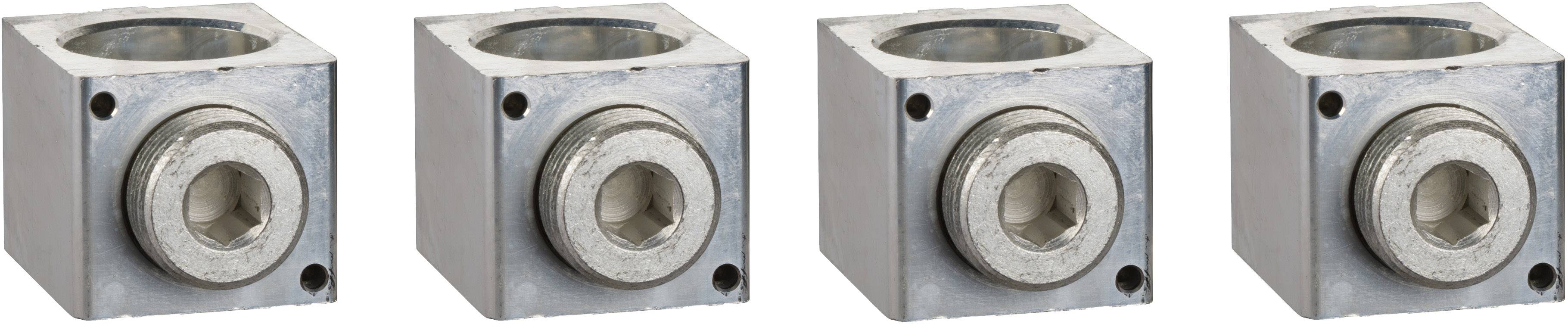 Vier metallische Bauteile in Reihe, jeweils mit einem zentralen achteckigen Loch. Geeignet für mechanische Anwendungen.