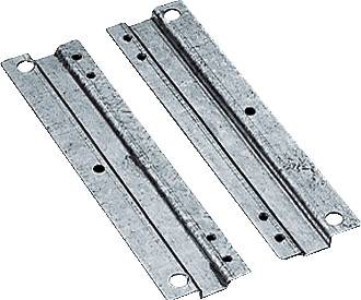 Zwei rechteckige, silberfarbene Metallschienen mit mehreren Löchern zum Befestigen. Sie sind parallel nebeneinander angeordnet.