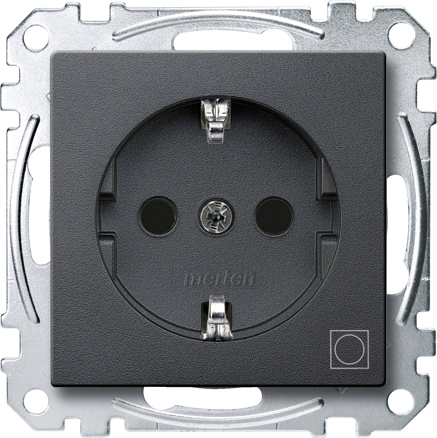 Schwarze Steckdose mit Metallrahmen, geeignet für europäische Stecker.
