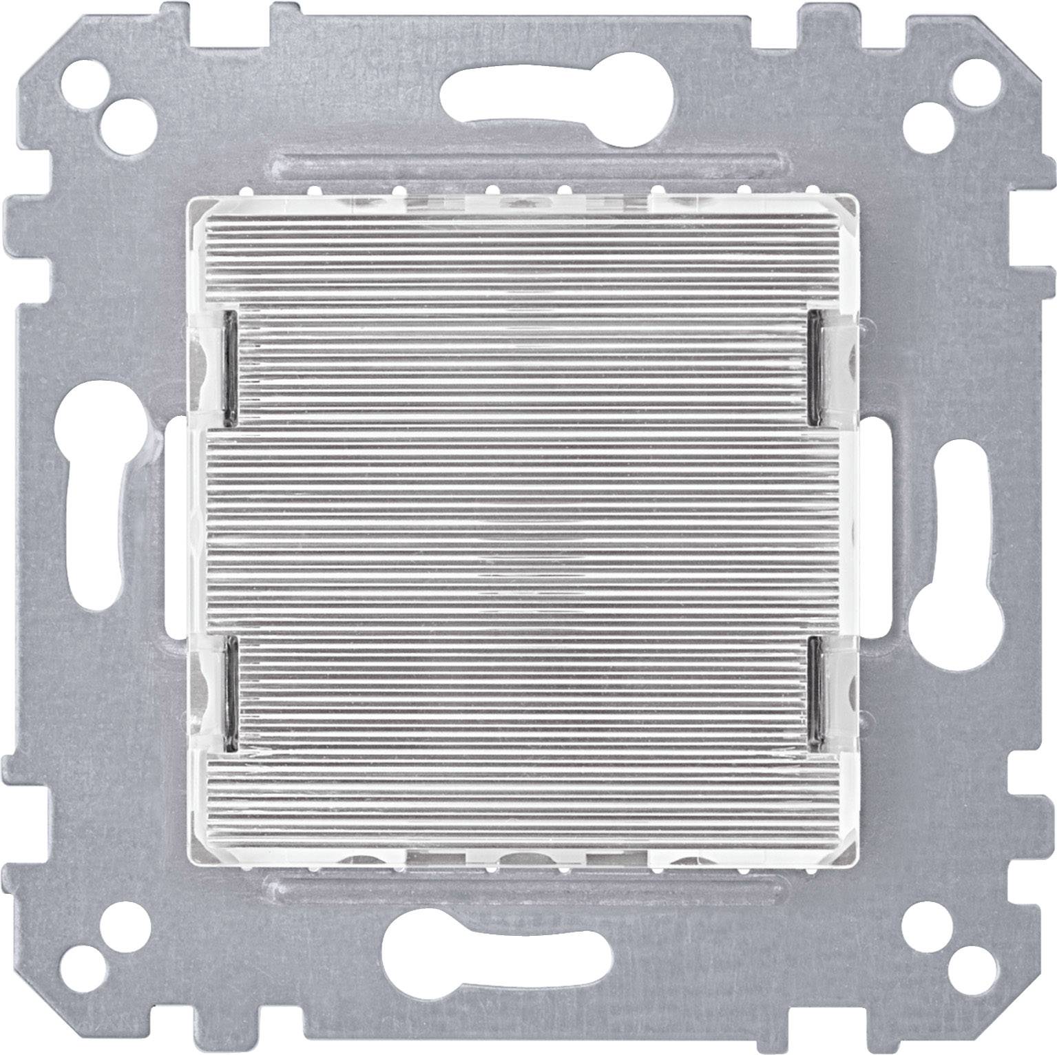 Ein Schuko-Steckdosenadapter in einer Metallrahmenhalterung, zur Installation in Wänden, mit Schlitzen für Kabelanschlüsse.