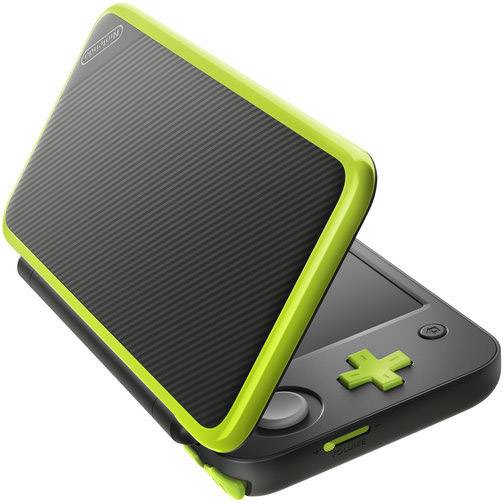 New 2DS XL Konsole Schwarz, Apfelgrün inkl. Mario Kart 7