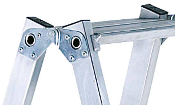 ZARGES 42466 Aluminium Stufen-Stehleiter klappbar 12.4 kg