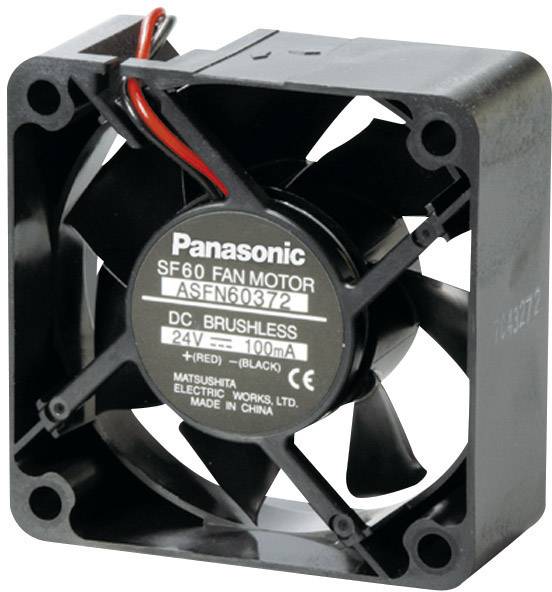 Ein schwarzer, quadratischer Lüfter mit der Aufschrift 'Panasonic SF60 Fan Motor'. Eingangsleistung: 24V, 100mA.