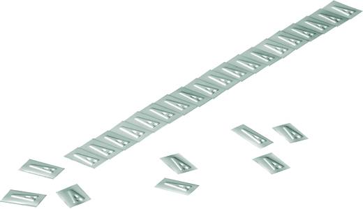 Ein langer Streifen aus silberfarbenen, dreieckigen Metallabdeckungen teilt sich in einzelne Platten, die auseinandergelegt sind.
