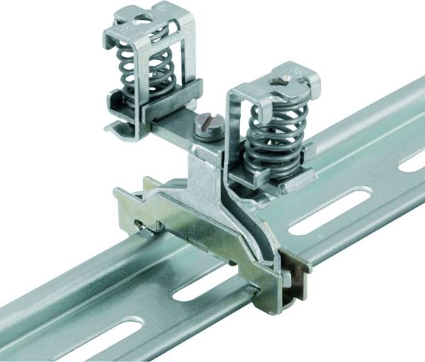 Federklemmen, montiert auf einer Hutschiene, verwendet zur sicheren Befestigung elektrischer Bauteile, mit zwei Federmechanismen.
