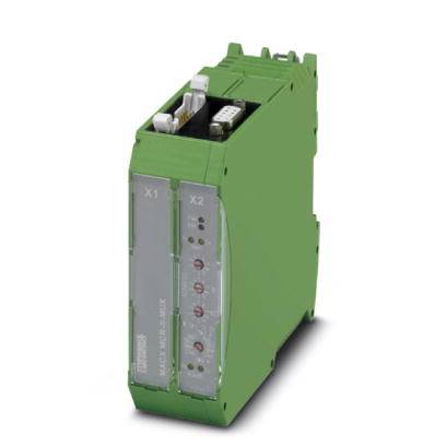 Industriegerät in grüner Hülle mit Anschlüssen und LEDs, verwendet für industrielle Steuerungsanwendungen in elektronischen Systemen.