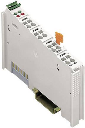 Ein elektronisches Modul mit Anschlussklemmen und LED-Anzeigen, vermutlich Teil einer Steuerungseinheit, vor weißem Hintergrund.