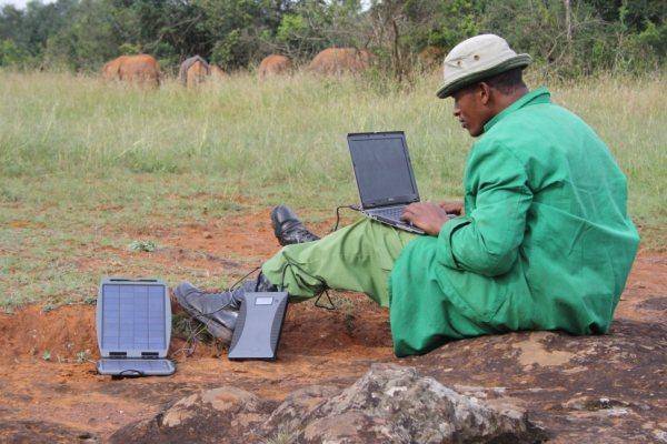 Power Traveller Powergorilla Powerbank 24000 mAh Quick Charge 3.0 LiPo USB-A Schwarz Outdoor, Statu