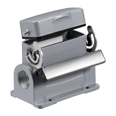 Metallsteckergehäuse mit Hebelverschlüssen, zur sicheren Verbindung in elektrischen Anwendungen, grau lackiert.