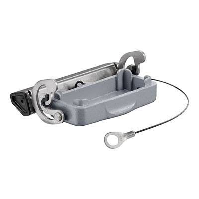 Ein Metallverschluss mit Haken und Öse, vermutlich für industrielle oder technische Anwendungen.