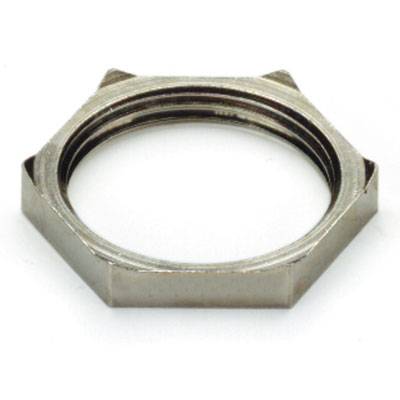 Sechskantmutter aus Metall, liegend auf weißem Hintergrund. Sie hat ein zentrales Gewinde und wAfr Rundecken zur Befestigung.