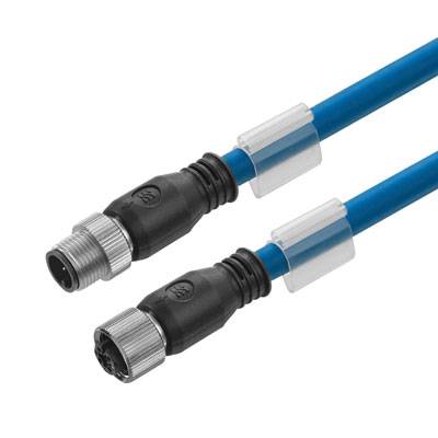 Zwei blaue Kabel mit metallischen Steckverbindern. Sie sind für industrielle Anwendungen geeignet.
