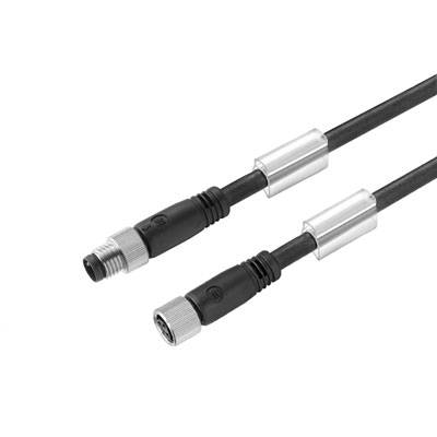 Zwei schwarze M8-Steckverbinder für Sensoren oder industrielle Anwendungen, verbunden durch ein schwarzes Kabel, auf weißem Hintergrund.