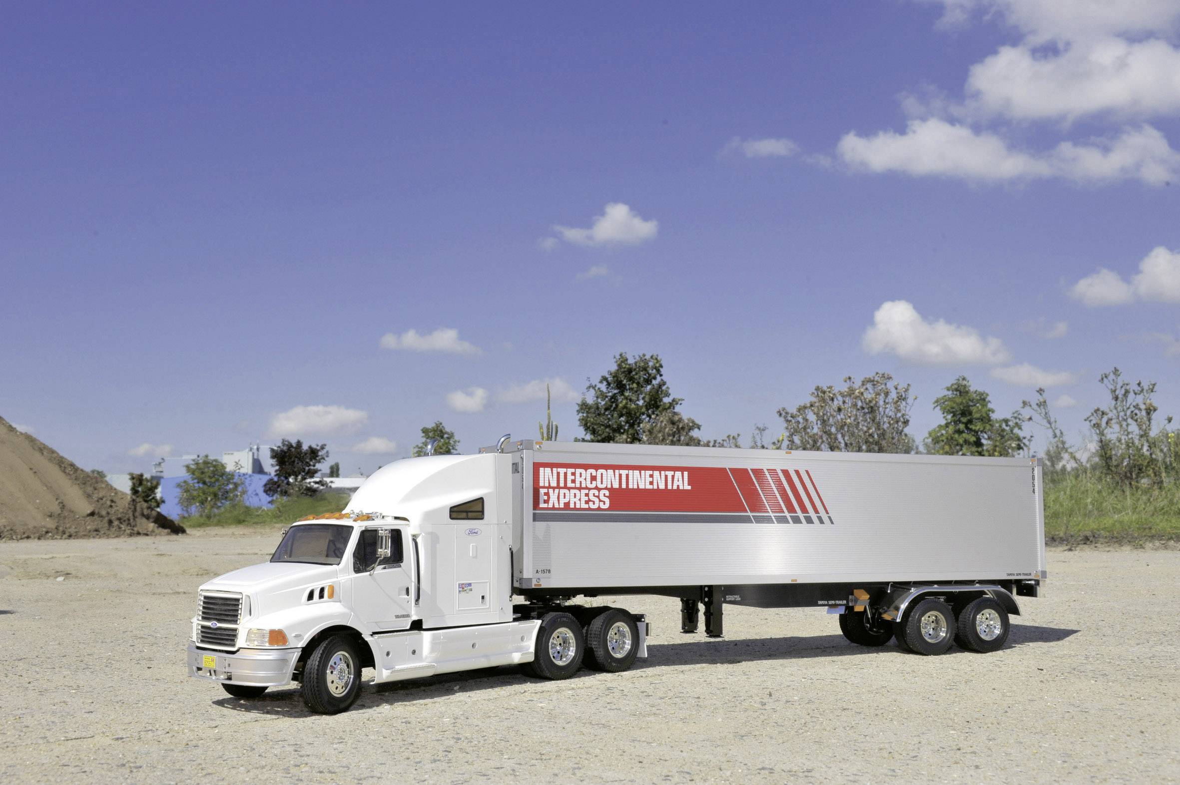 Tamiya 56309 Ford Aeromax 1:14 Elektro RC Modell-LKW Bausatz