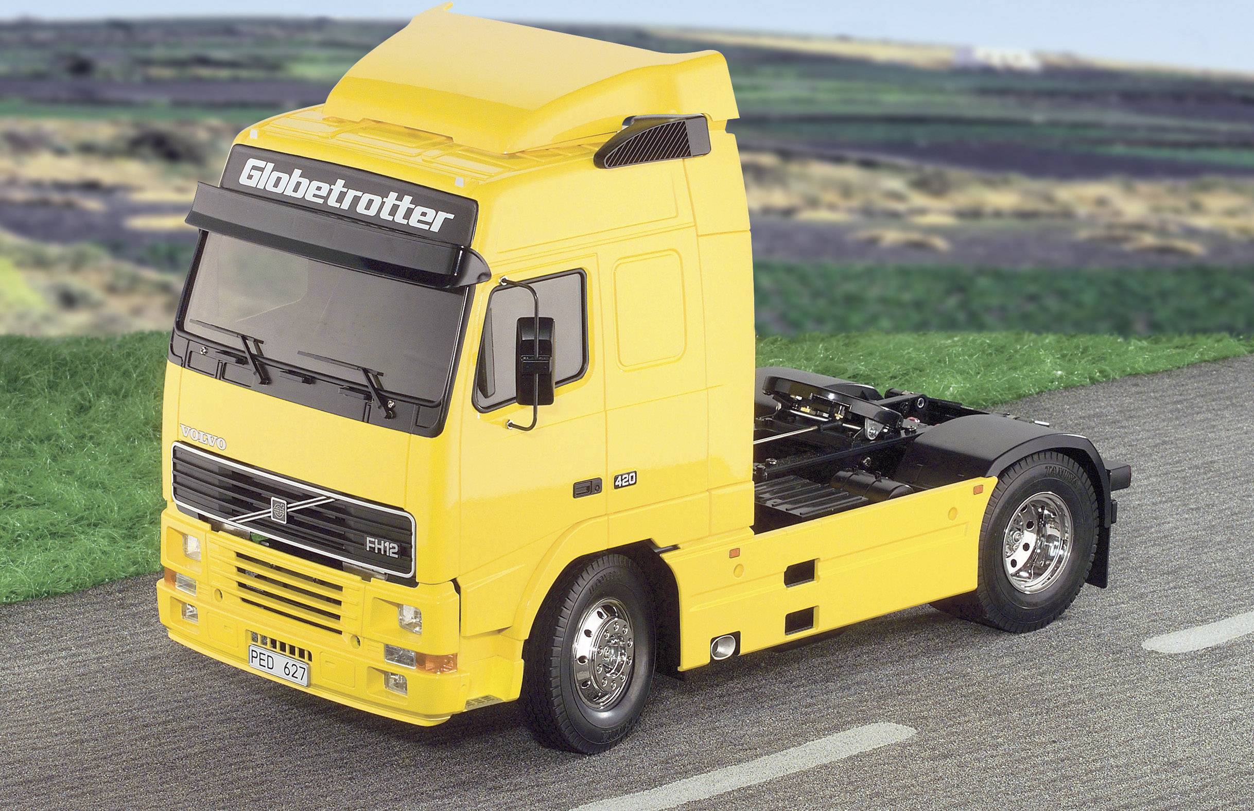 Tamiya 56312 Volvo FH12 1:14 Elektro RC Modell-LKW Bausatz