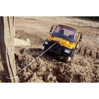 Carson Modellsport Unimog Mercedes Benz U300 Bauhof 1:12 RC Einsteiger Funktionsmodell Baufahrzeug inkl. Akku, Ladegerät und Carson Modellsport Unimog Mercedes Benz U300 Bauhof 1:12 RC Einsteiger Funktionsmodell Baufahrzeug inkl. Akku, Ladegerät und