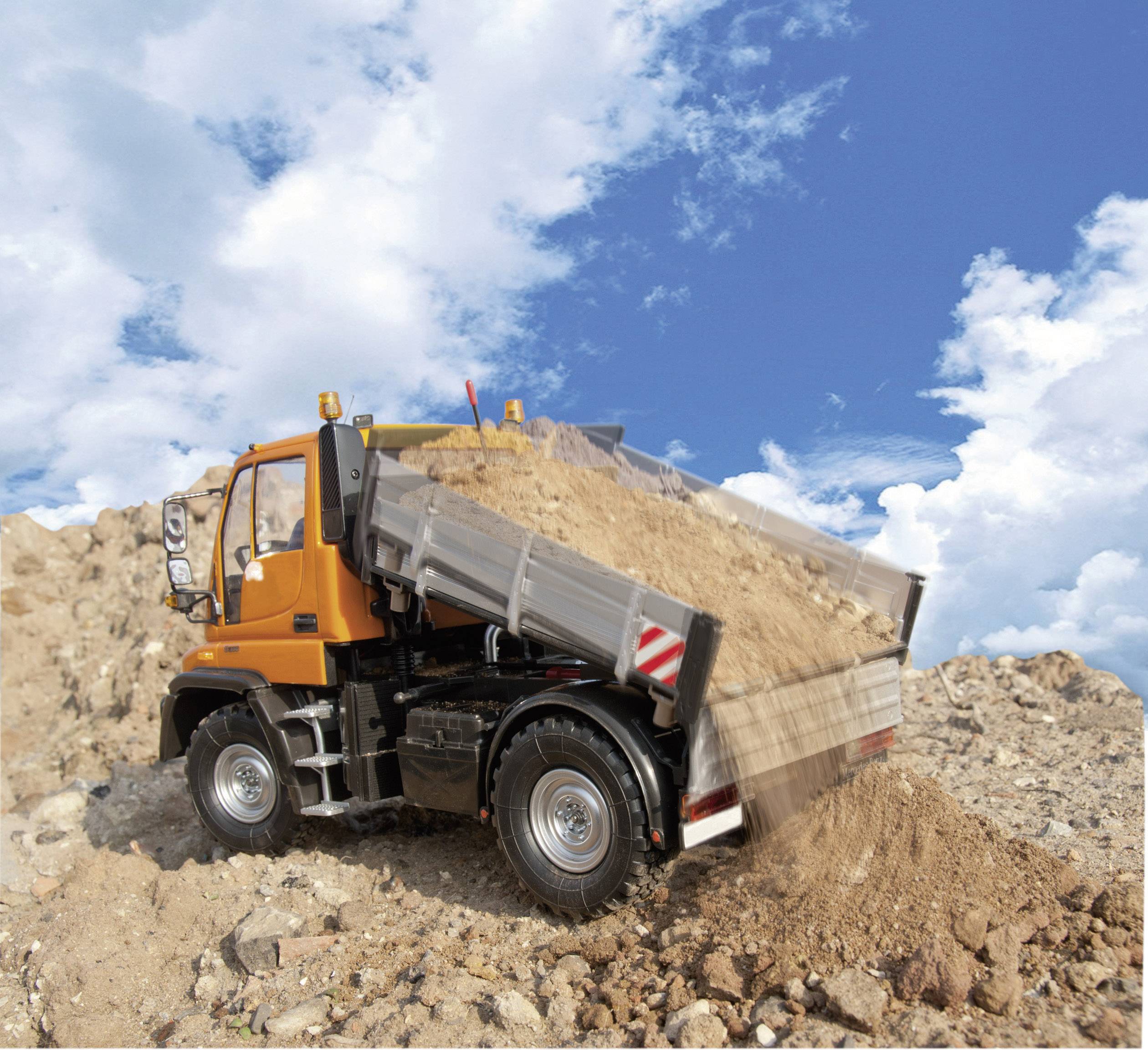 Carson Modellsport Unimog Mercedes Benz U300 Bauhof 1:12 RC Einsteiger Funktionsmodell Baufahrzeug inkl. Akku, Ladegerät und