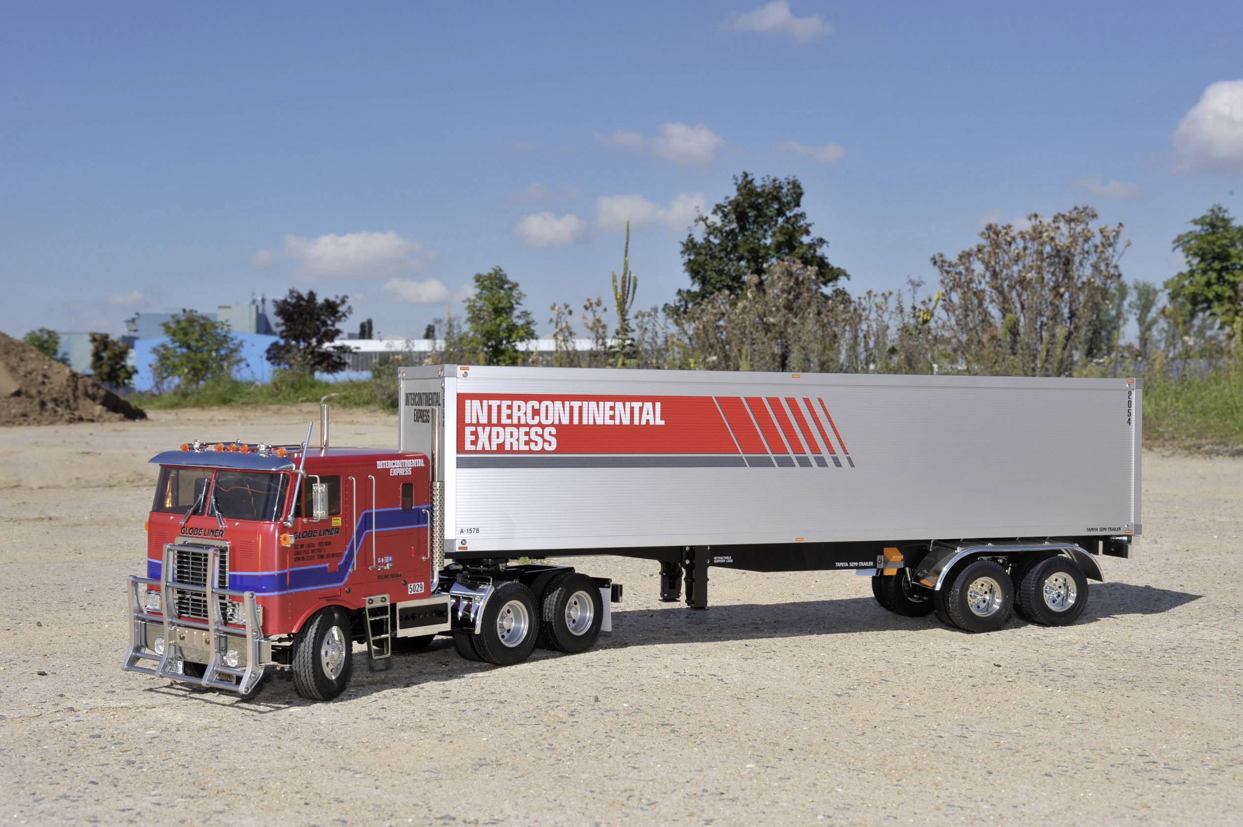 Tamiya 56304 Globe Liner 1:14 Elektro RC Modell-LKW Bausatz