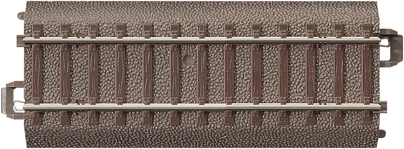 Gleisstück einer Modelleisenbahn, Schienensegment aus braunem Kunststoff, mit Metallschienen, für Modelleisenbahnanlagen geeignet.