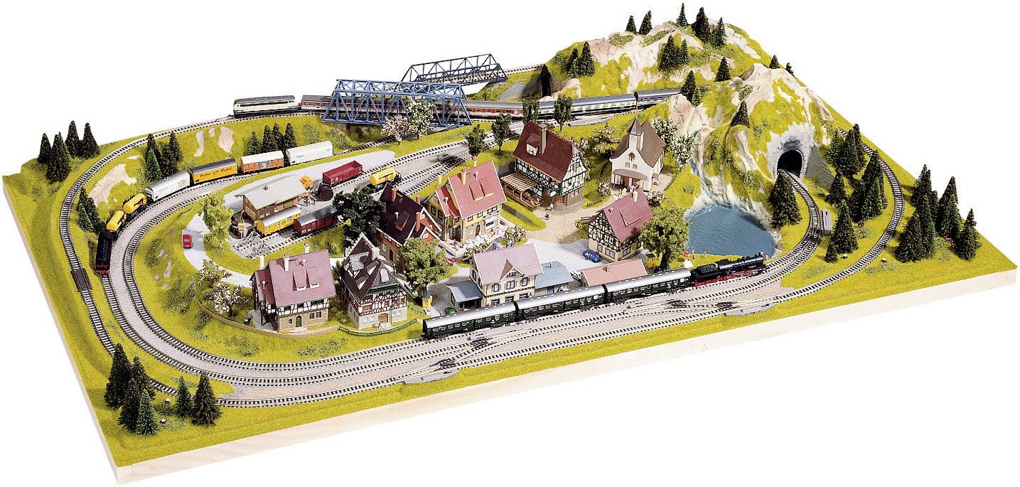 NOCH 0084810 N, Z Fertiggelände zentral Traunstein N Arnold Gleis, N Fleischmann piccolo (mit Bettung), N Minitrix Gleis