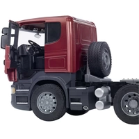 Scania R-Serie LKW mit Tieflader und CAT Bulldozer Scania R-Serie LKW mit Tieflader und CAT Bulldozer