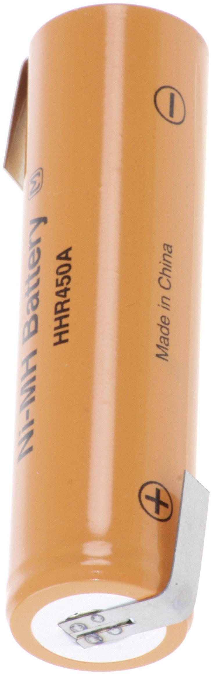 Eine orange Ni-MH-Batterie, Modell HHR450A, mit Plus- und Minuspolen gekennzeichnet, produziert in China.