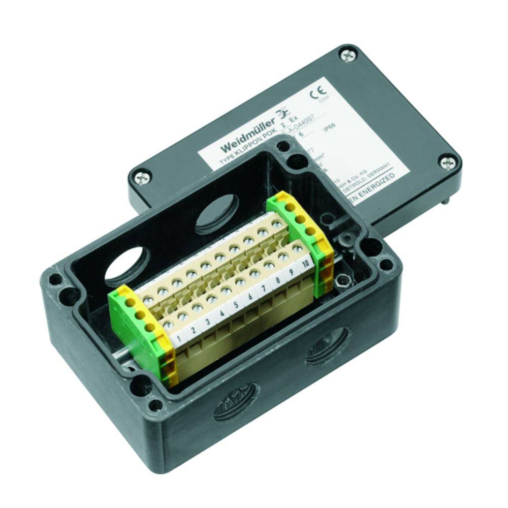 Ein geöffneter schwarzer Weidmüller-Verteilerkasten mit sichtbaren elektrischen Klemmen für Kabelverbindungen, daneben der Deckel mit Etikett.