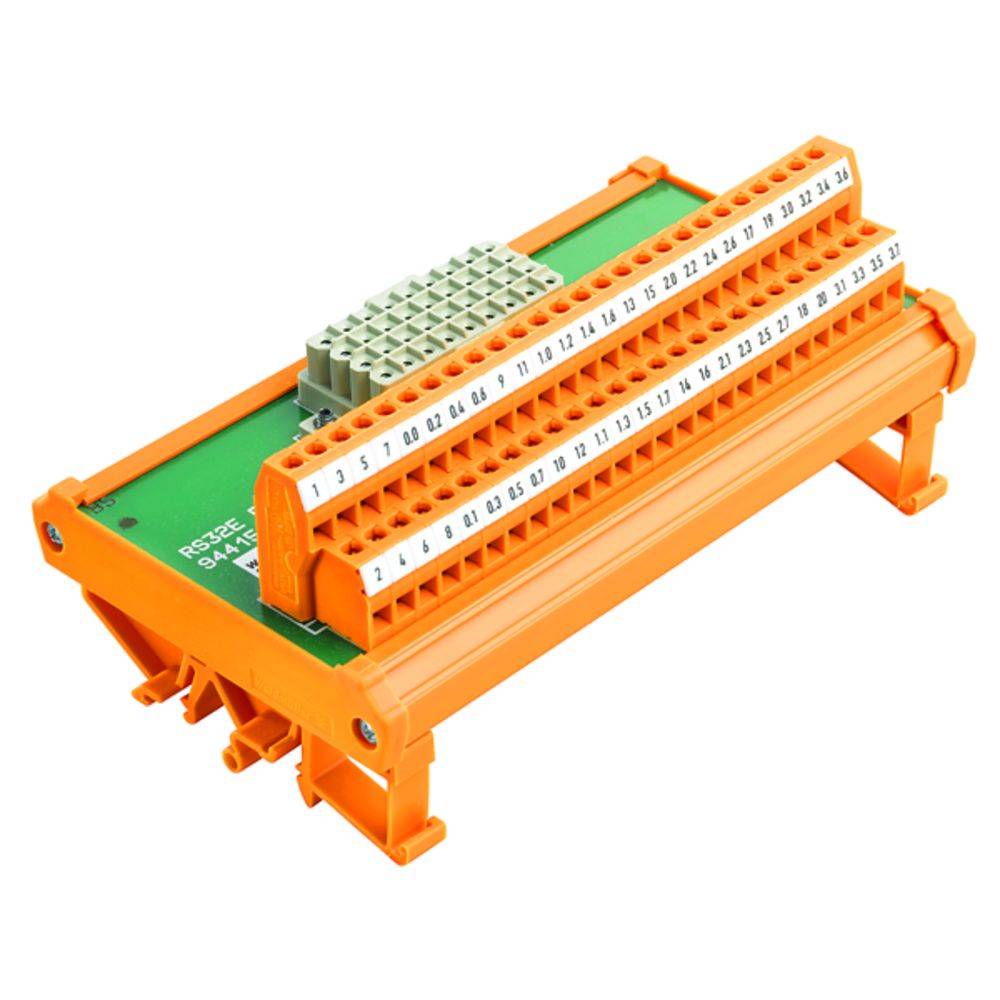 Elektronische Anschlussklemme mit orangenem Kunststoffgehäuse, nummerierten Anschlusspunkten und grünem Schaltkreis.