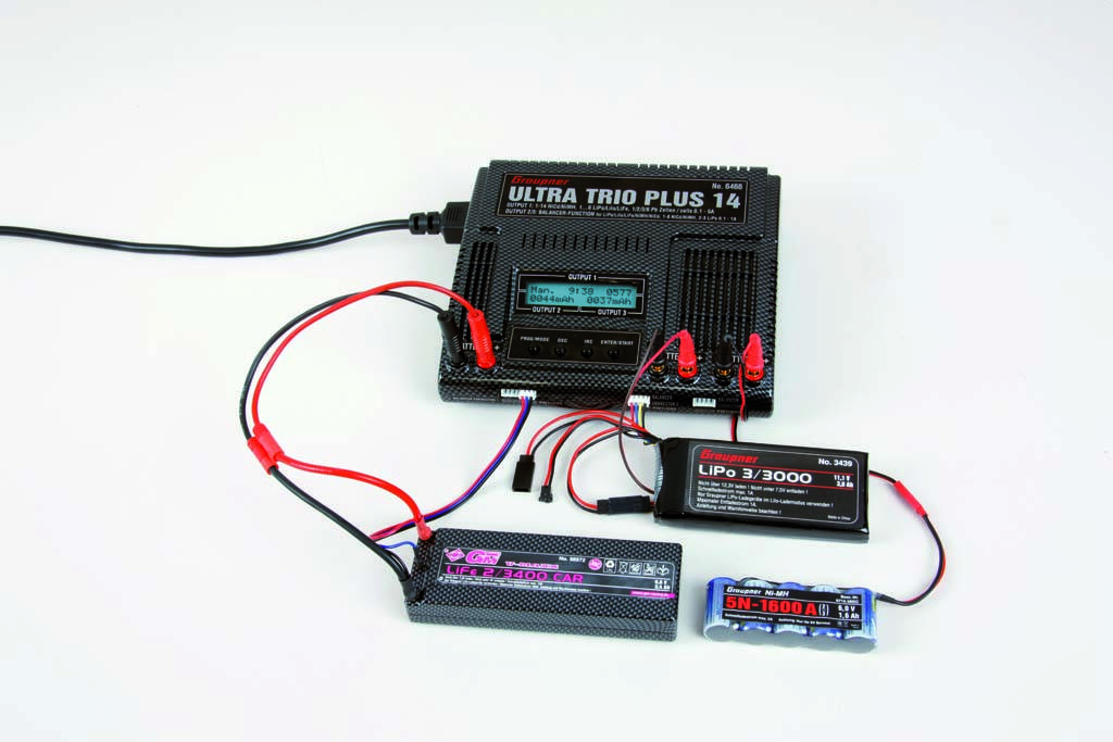 Graupner Ultra Trio Plus 14 Modellbau-Multifunktionsladegerät 12 V, 220V 5A NiCd, NiMH, LiPo, LiIon, LiFePO, Blei