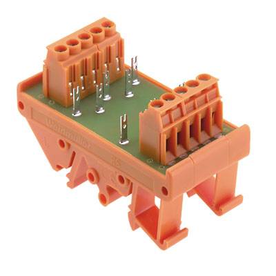 Oranger Steckverbinder mit mehreren elektrischen Kontakten und Montagemöglichkeiten, geeignet für Leiterplattenanwendungen.