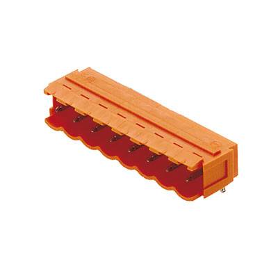 Oranger  Polklemmenstecker mit sechs Anschlussöffnungen, verwendet für elektrische Verbindungen.
