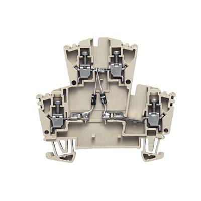 Ein beiger elektrischer Sicherungsträger mit zwei Sicherungsleisten und Metallverbindungen. Verwendet zur Verbindung von Stromkreisen.