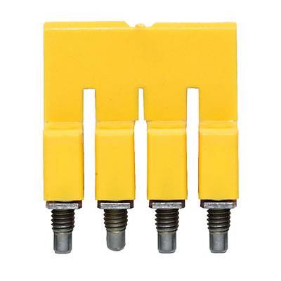 Gelber 4-poliger Jumper für Platinen, vertikale Anordnung der Metallpins zur elektrischen Verbindung.