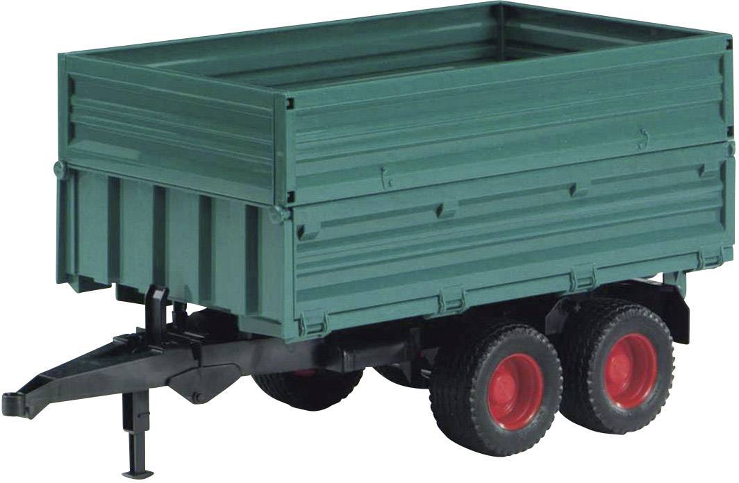 Grüner Anhänger mit roten Rädern, zwei Achsen, geeignet für landwirtschaftliche Transporte.