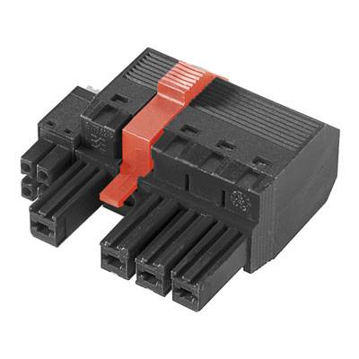 Ein schwarzer Kunststoffstecker mit zwei Reihen von quadratischen Pins und einer roten Verriegelung, typischerweise für elektronische Verbindungen.