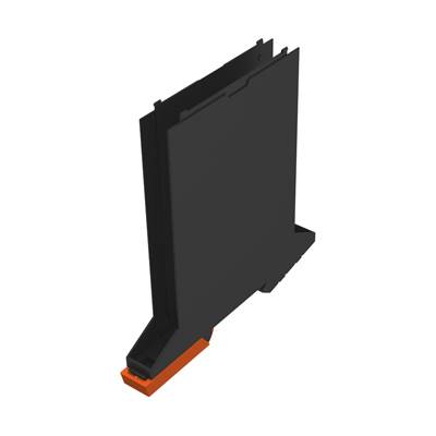 Ein schwarzes elektrisches Interface-Modul mit einer orangefarbenen Basis, dargestellt in einer leicht geneigten Seitenansicht.